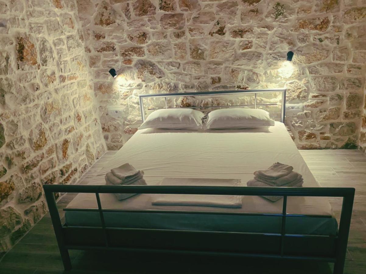 Lemons&Olives Rooms Himare Bagian luar foto