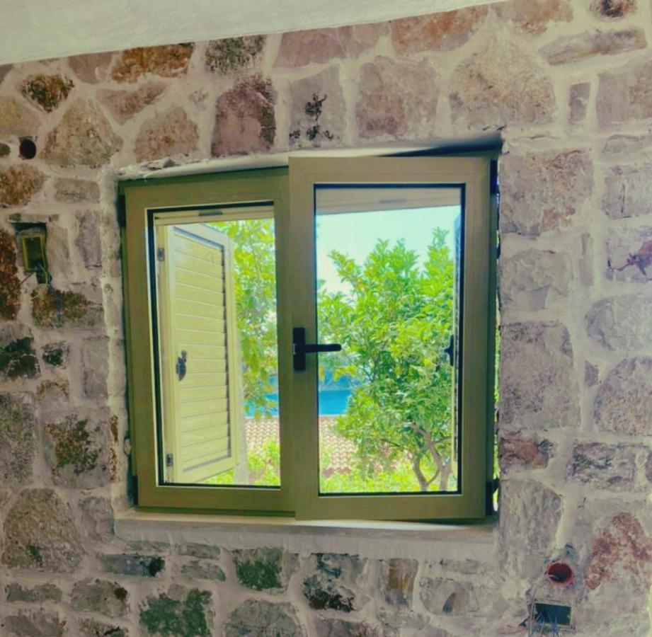 Lemons&Olives Rooms Himare Bagian luar foto