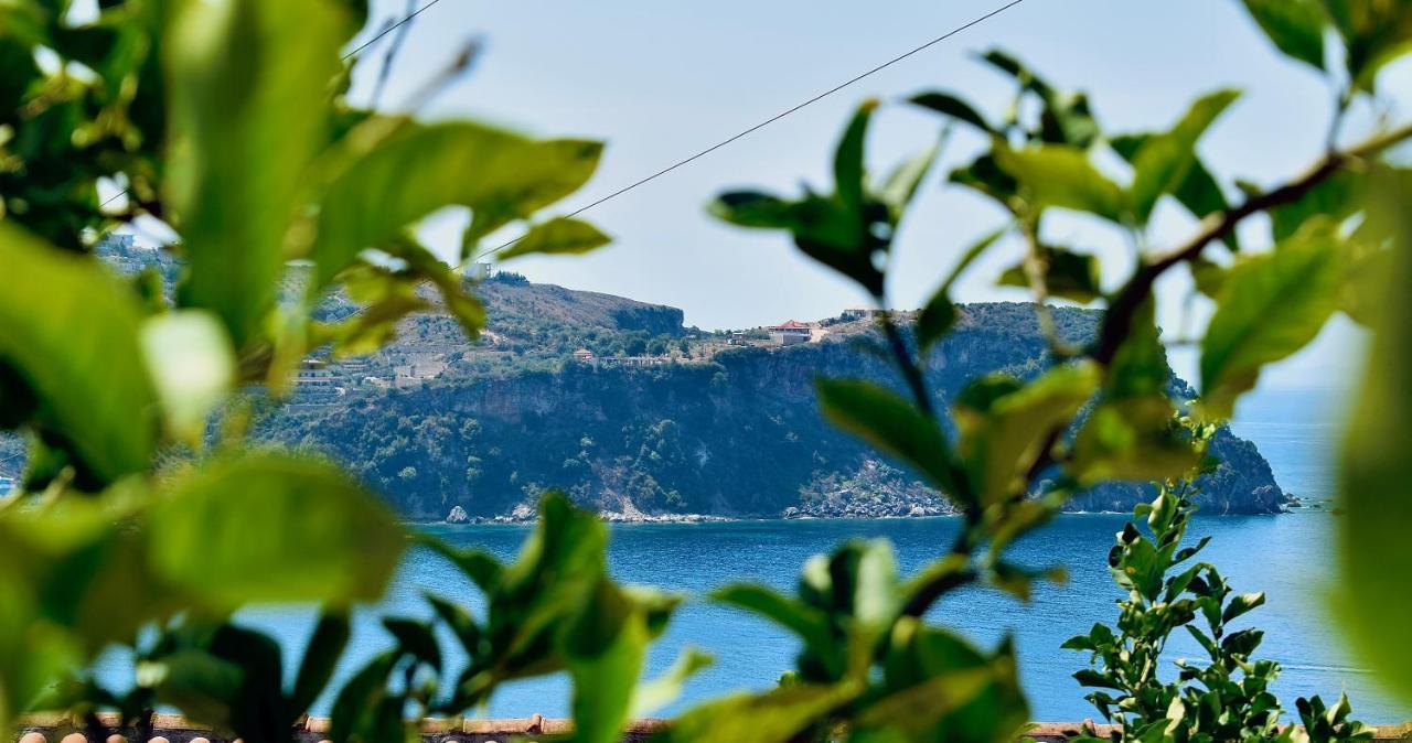 Lemons&Olives Rooms Himare Bagian luar foto